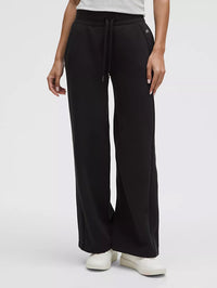 Wide-Leg Pant