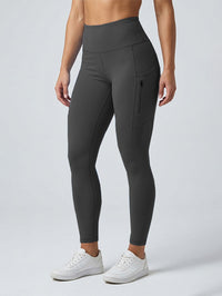High-Rise Legging with Pockets
