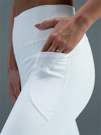 Super-High-Rise Flared Pant with pockets