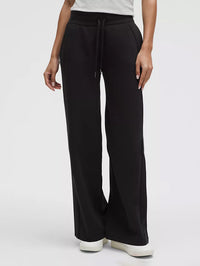 Wide-Leg Pant Regular