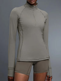 Classic-Fit Half Zip Long Sleeve