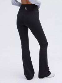 Super-High-Rise Flared Pant Regular
