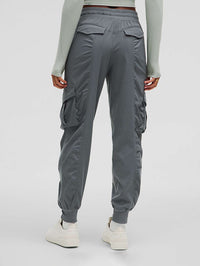 Relaxed-Fit Mid-Rise Cargo Jogger