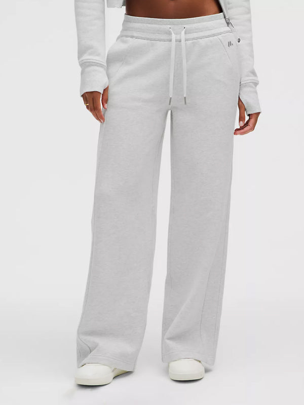 Wide-Leg Pant