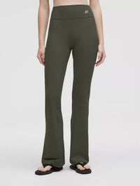 Super-High-Rise Flared Pant Regular