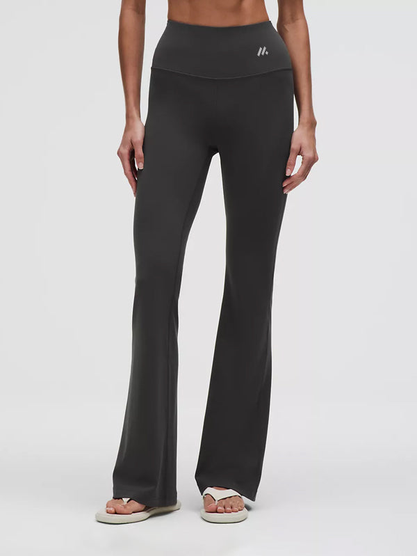 Super-High-Rise Flared Pant Regular