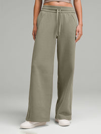 Wide-Leg Pant Regular